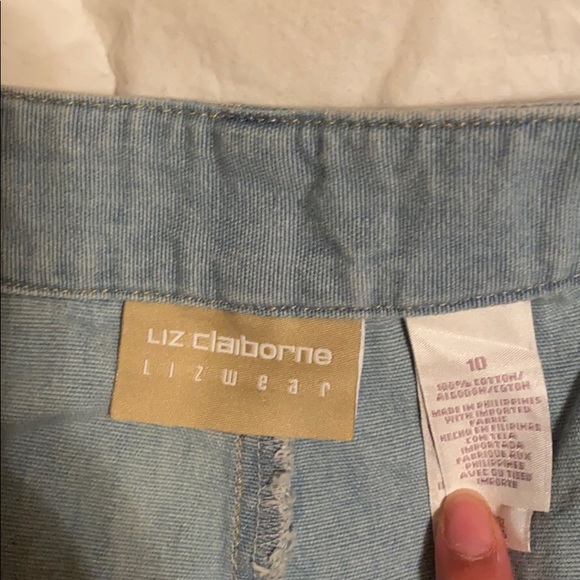 Vintage Liz Claiborne shorts - Picture 2 of 4